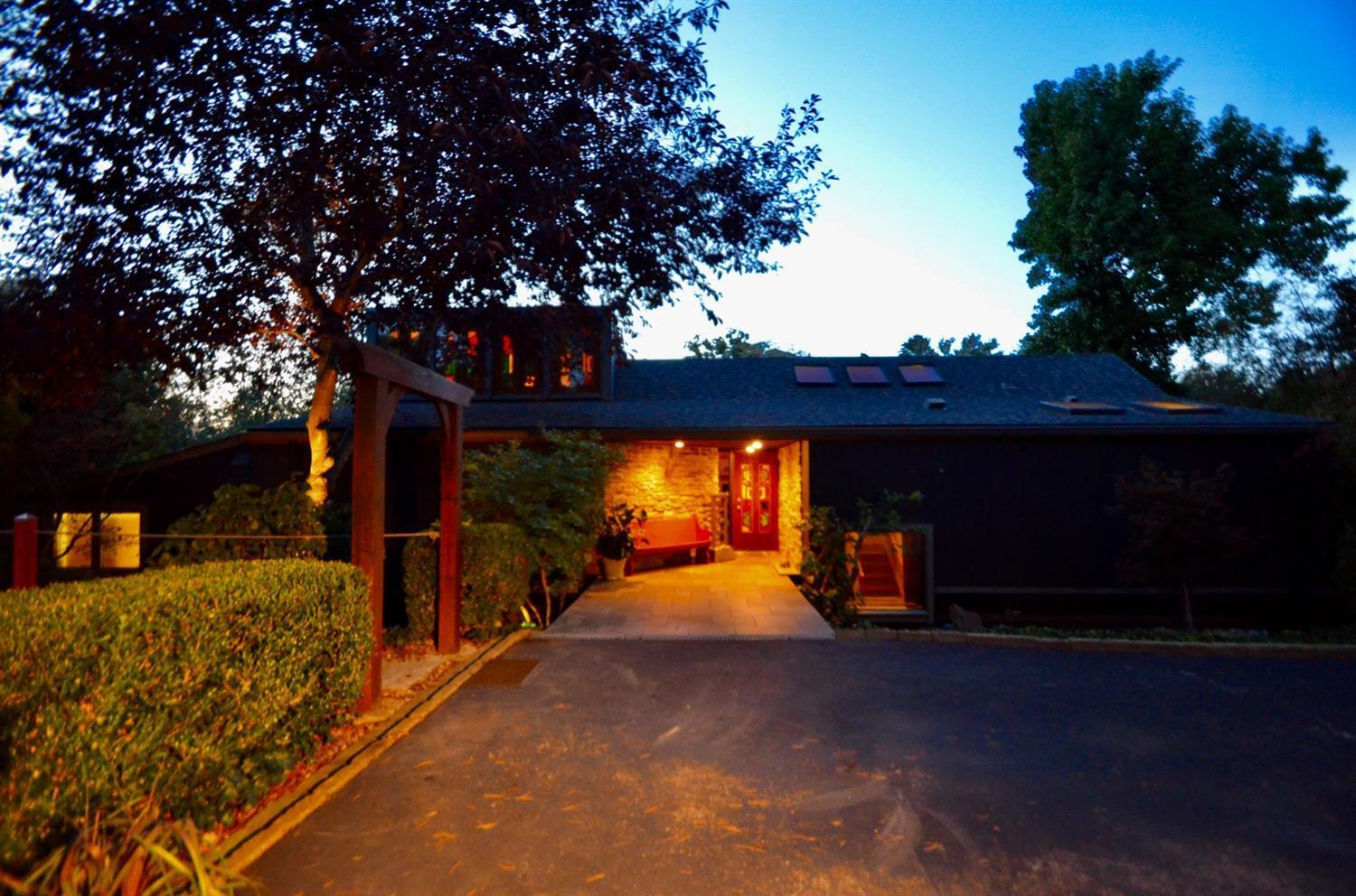 3878 Lincoln Road Cincinnati, OH 45247 - Photo 1 of 50 Gallery Image 1