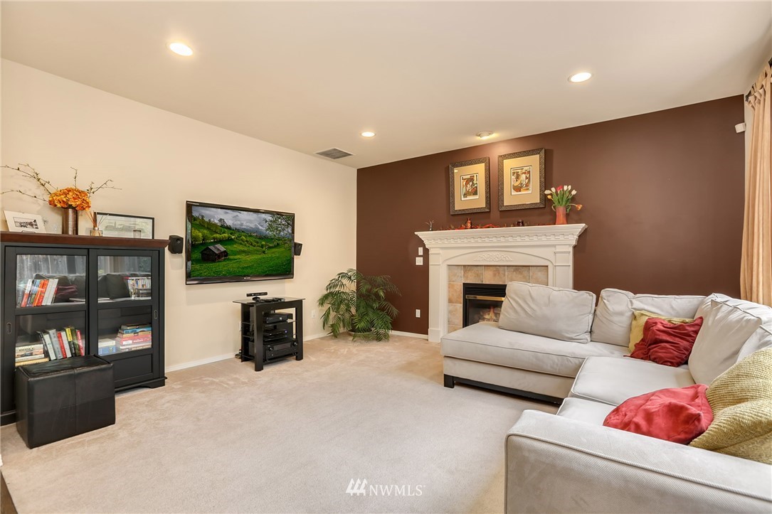 23410 13th Avenue Southeast Bothell, WA 98021 - Photo 14 of 25