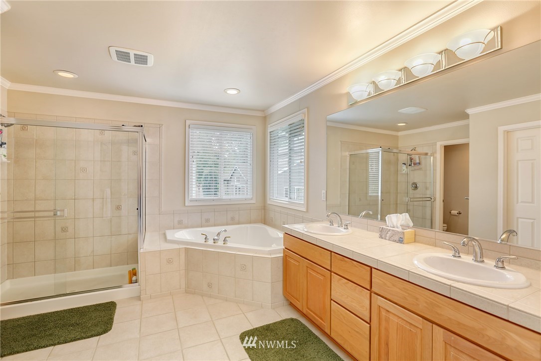 23410 13th Avenue Southeast Bothell, WA 98021 - Photo 17 of 25