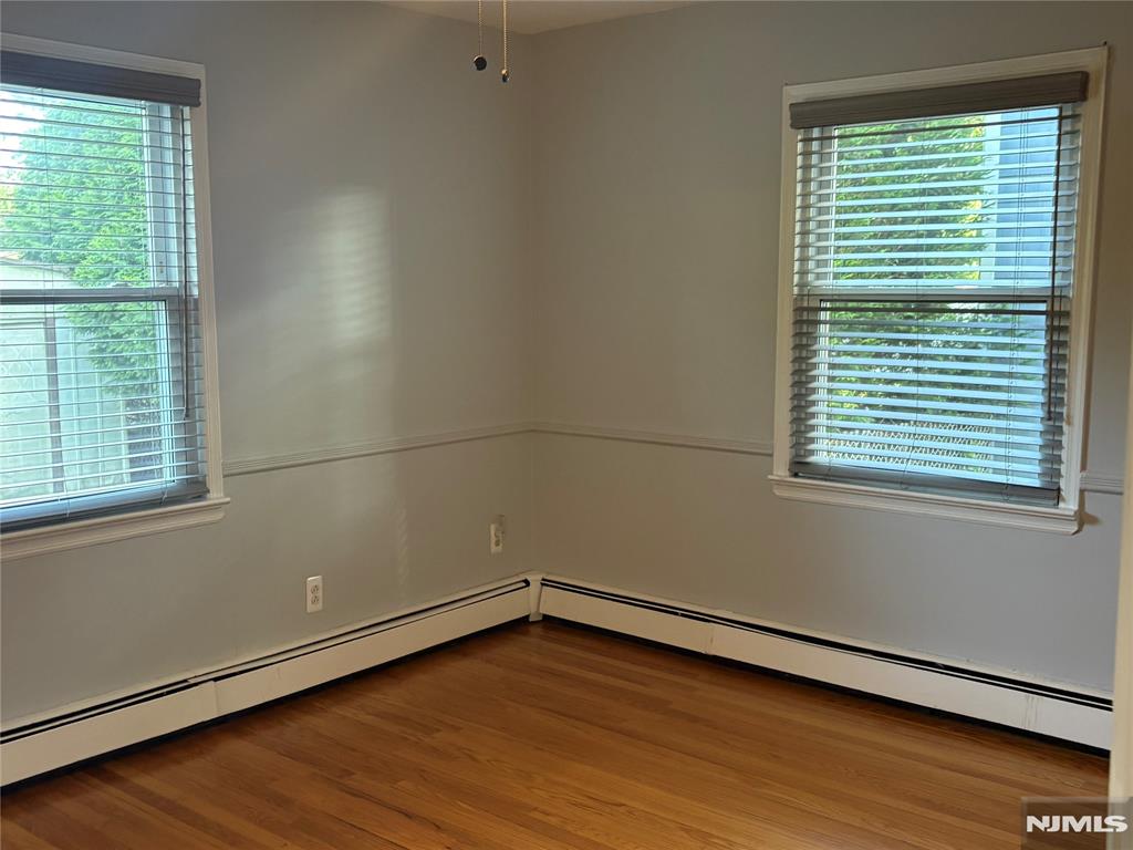 19 Bryant Street Paramus, NJ 07652 - Photo 7 of 19