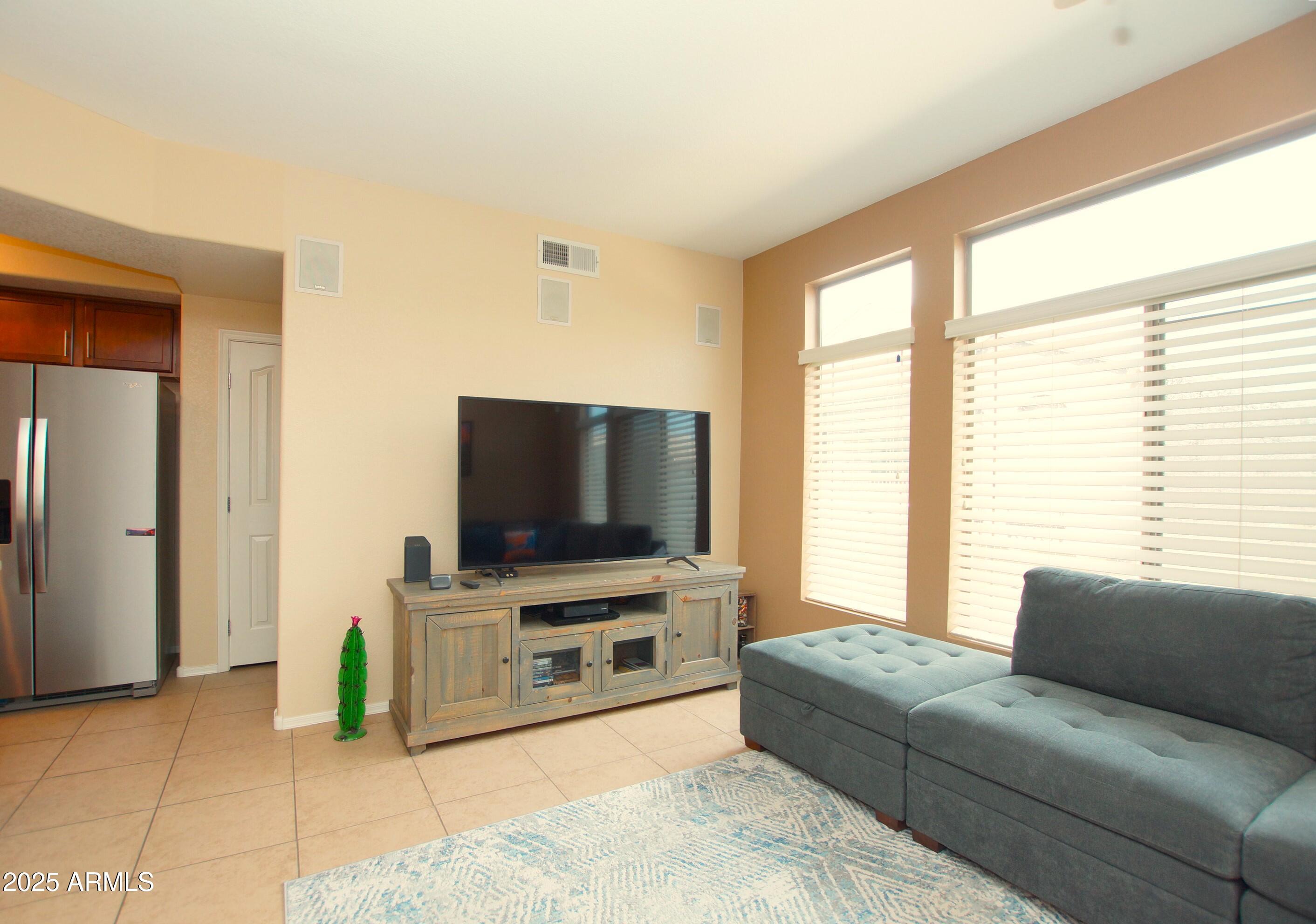2150 West Alameda Road, Unit 1029 Phoenix, AZ 85085 - Photo 12 of 28 Living area