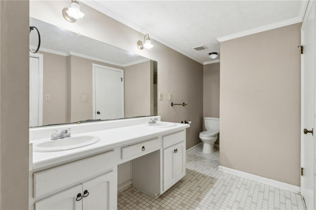 81 Russell Road Lawrenceville, GA 30043 - Photo 24 of 45