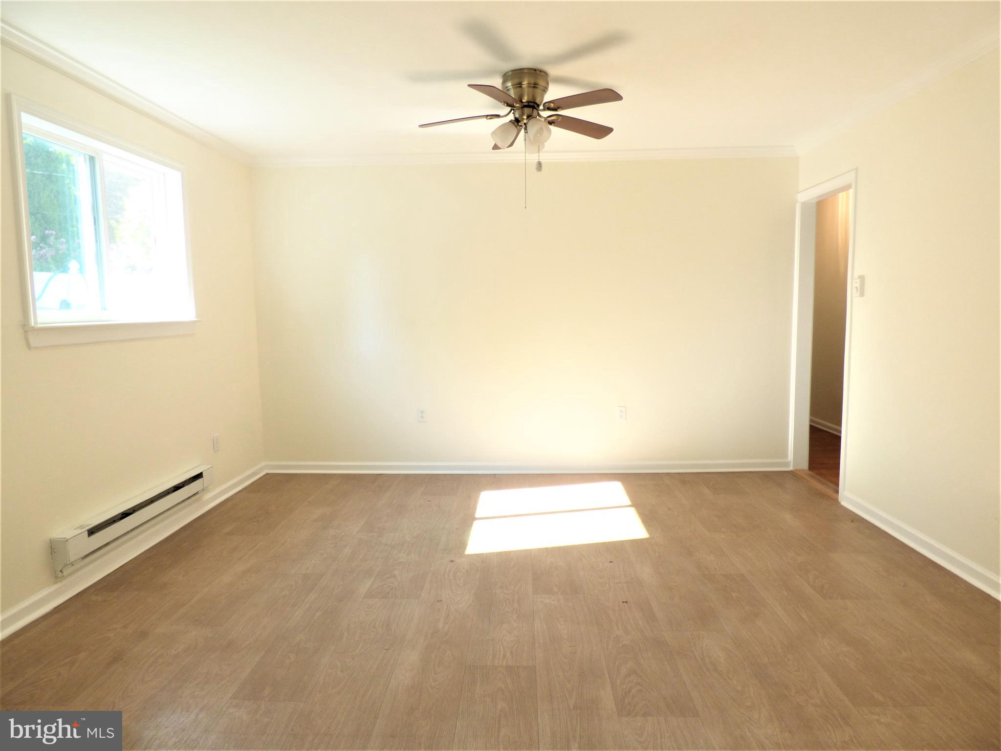 251 Parry Road Warminster, PA 18974 - Photo 14 of 34 Dining Room