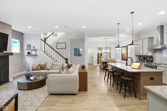 $679,500 | 9864 Northern Lights Lane, Carmel, IN 46280