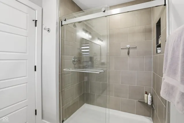 $679,500 | 9864 Northern Lights Lane, Carmel, IN 46280