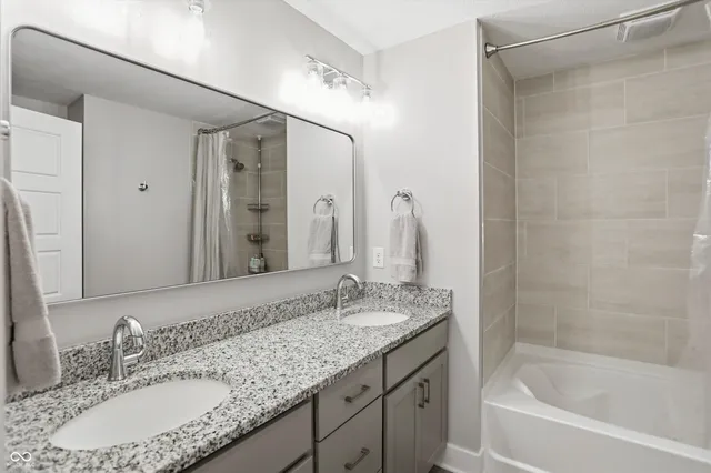 $679,500 | 9864 Northern Lights Lane, Carmel, IN 46280