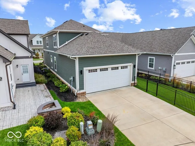 $679,500 | 9864 Northern Lights Lane, Carmel, IN 46280