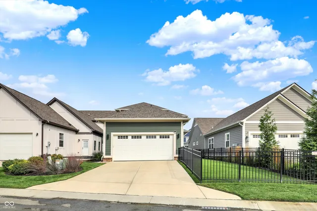 $679,500 | 9864 Northern Lights Lane, Carmel, IN 46280