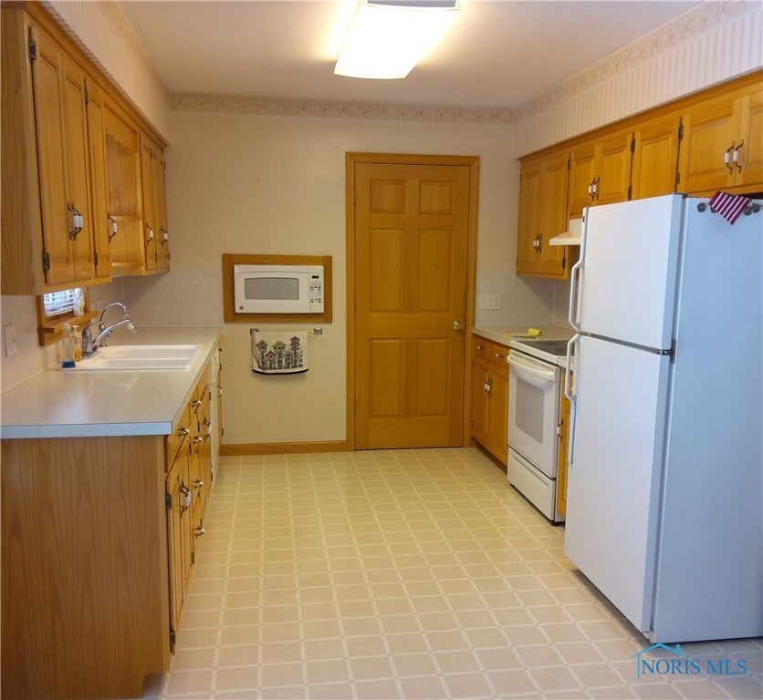 207 North Maple Street Fayette, OH 43521 - Photo 7 of 20 Gallery Image 7
