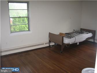 795 Arch Street Spring City, PA 19475 - Photo 8 of 11 Bedroom