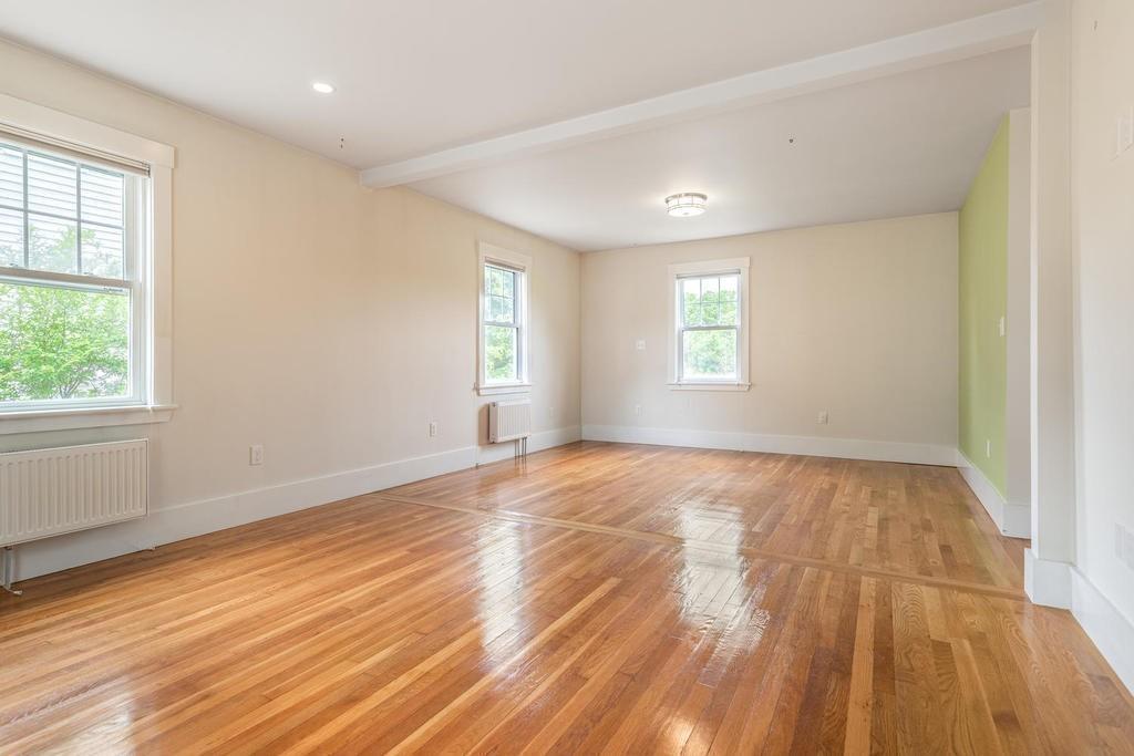 22 Abbott Road Gloucester, MA 01930 - Photo 12 of 25 Gallery Image 12