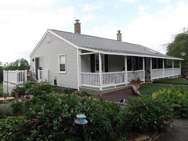 86 Haynes Hill Road Wales, MA 01081 - Photo 4 of 30 Gallery Image 4