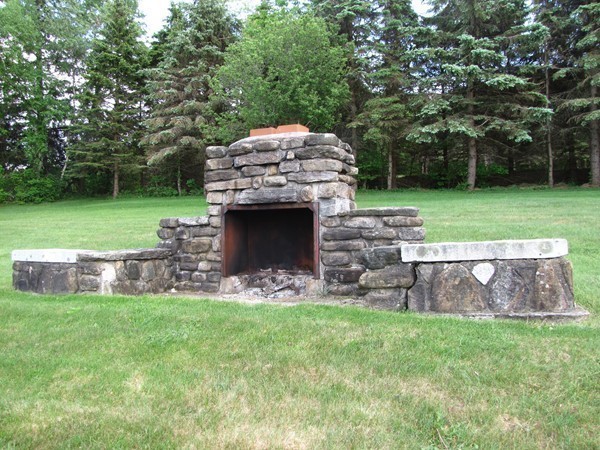 86 Haynes Hill Road Wales, MA 01081 - Photo 6 of 30 Gallery Image 6