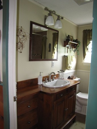86 Haynes Hill Road Wales, MA 01081 - Photo 8 of 30 Gallery Image 8