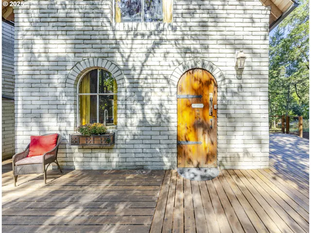 $1,299,000 | 1820 East 28th Avenue, Eugene, OR 97403