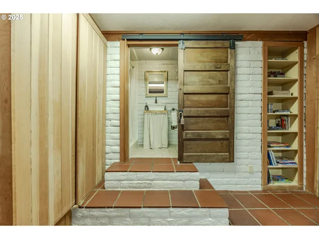 $1,299,000 | 1820 East 28th Avenue, Eugene, OR 97403