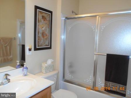 1240 Stallion Street Ranson, WV 25438 - Photo 14 of 20 Bath