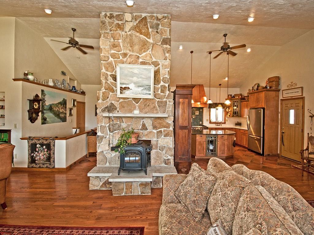 195 Thorn Run Road Butler, PA 16001 - Photo 12 of 24 Gallery Image 12