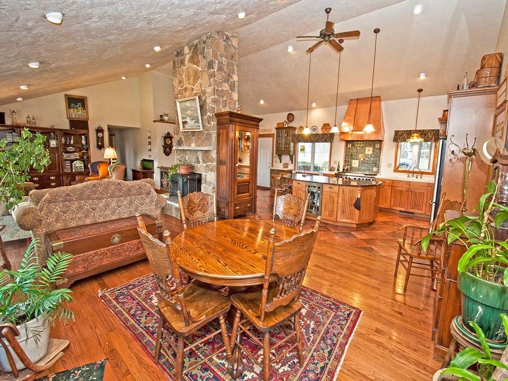 195 Thorn Run Road Butler, PA 16001 - Photo 3 of 24 Gallery Image 3