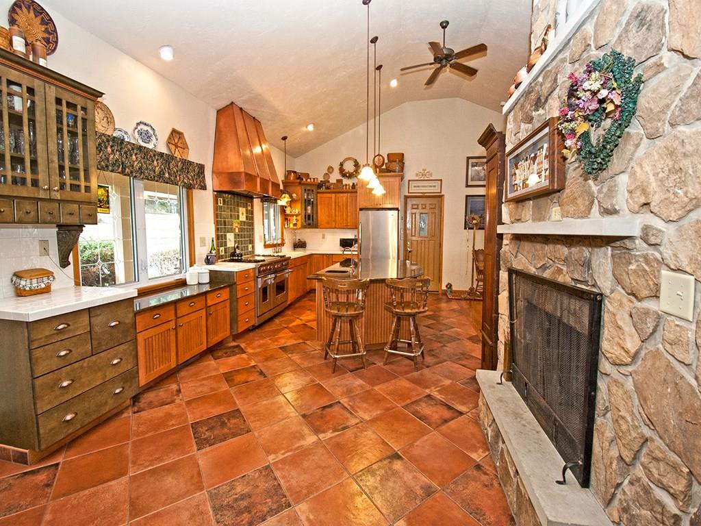 195 Thorn Run Road Butler, PA 16001 - Photo 8 of 24 Gallery Image 8