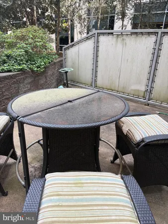 $2,100 | 777 7th Street Northwest, Unit 703, Washington, DC 20001