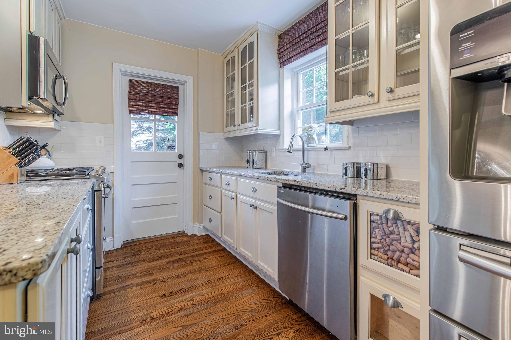 9617 Sutherland Road Silver Spring, MD 20901 - Photo 23 of 45