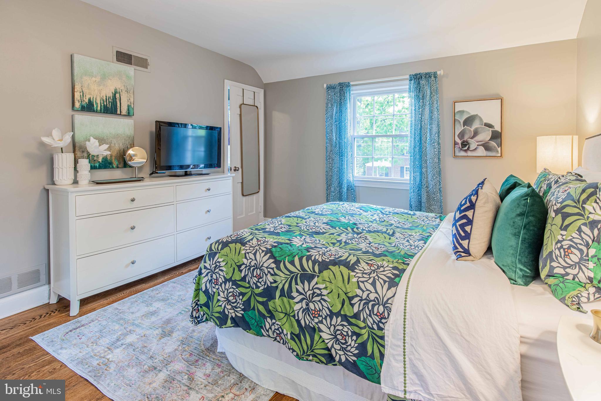 9617 Sutherland Road Silver Spring, MD 20901 - Photo 34 of 45