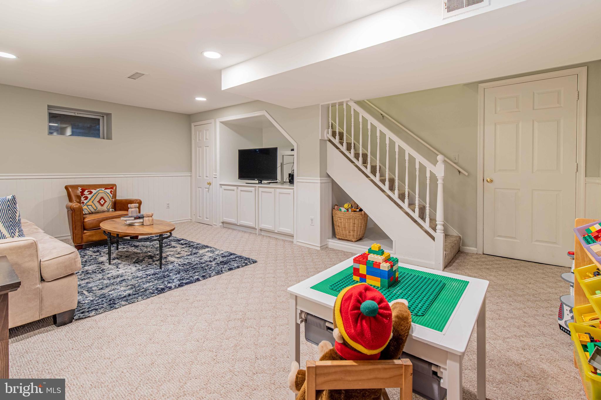 9617 Sutherland Road Silver Spring, MD 20901 - Photo 44 of 45