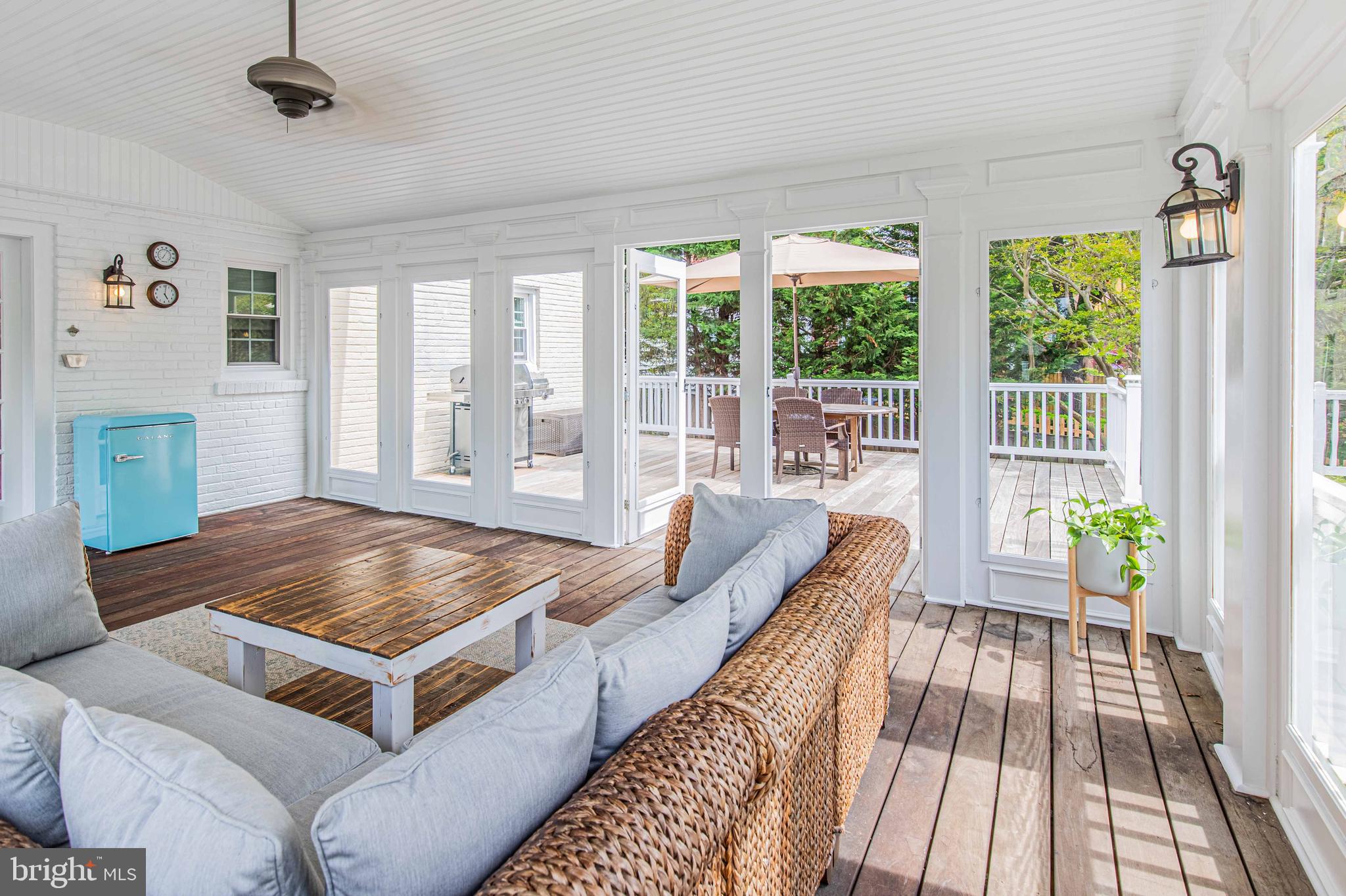 9617 Sutherland Road Silver Spring, MD 20901 - Photo 10 of 45