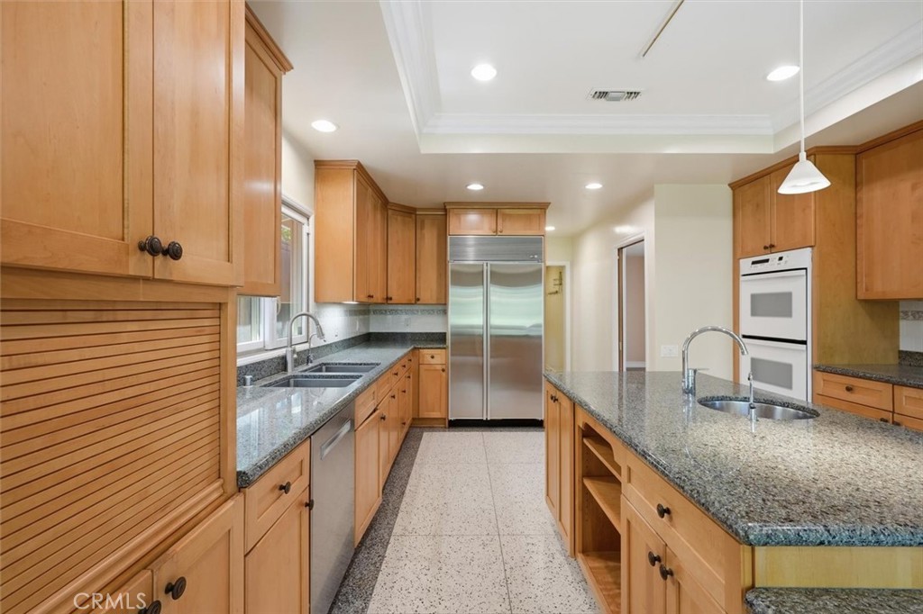 2 Santa Bella Road Rolling Hills Estates, CA 90274 - Photo 13 of 52