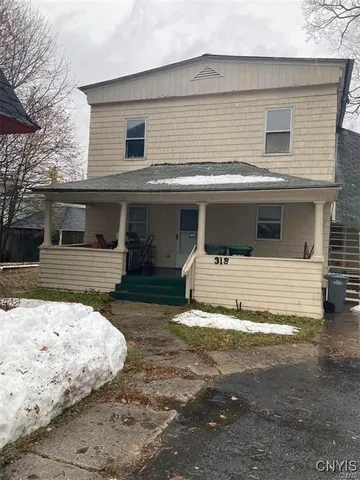$1,150 | 318 Stone Street, Watertown, NY 13601