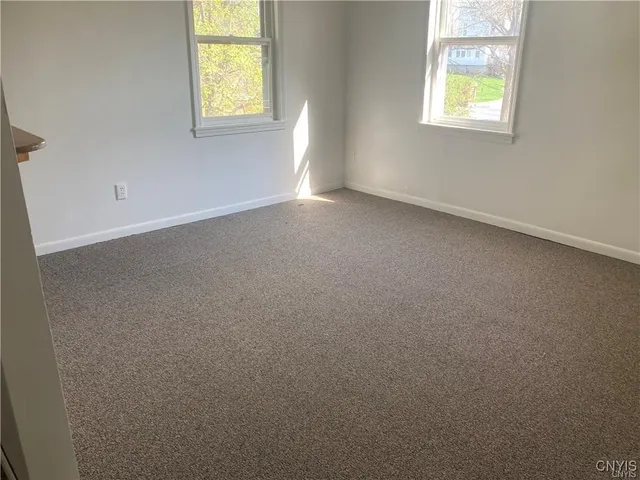 $1,050 | 318 Stone Street, Watertown, NY 13601