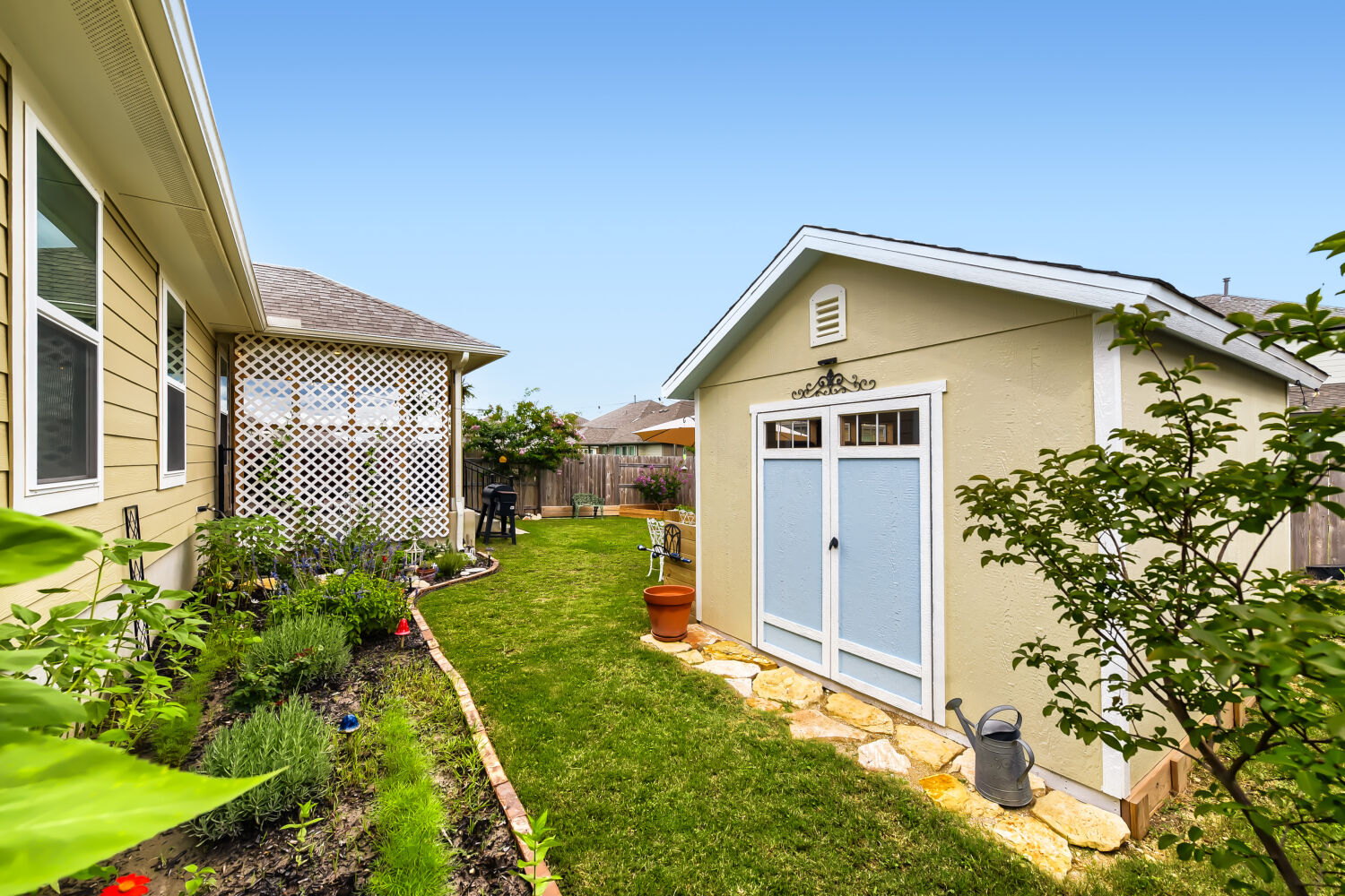 2433 Walking Y Road Georgetown, TX 78633 - Photo 14 of 18