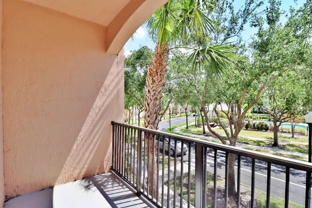 $243,900 | 10520 Southwest Stephanie Way, Unit 2204, Port St. Lucie, FL 34987