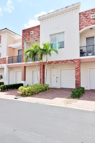 $243,900 | 10520 Southwest Stephanie Way, Unit 2204, Port St. Lucie, FL 34987