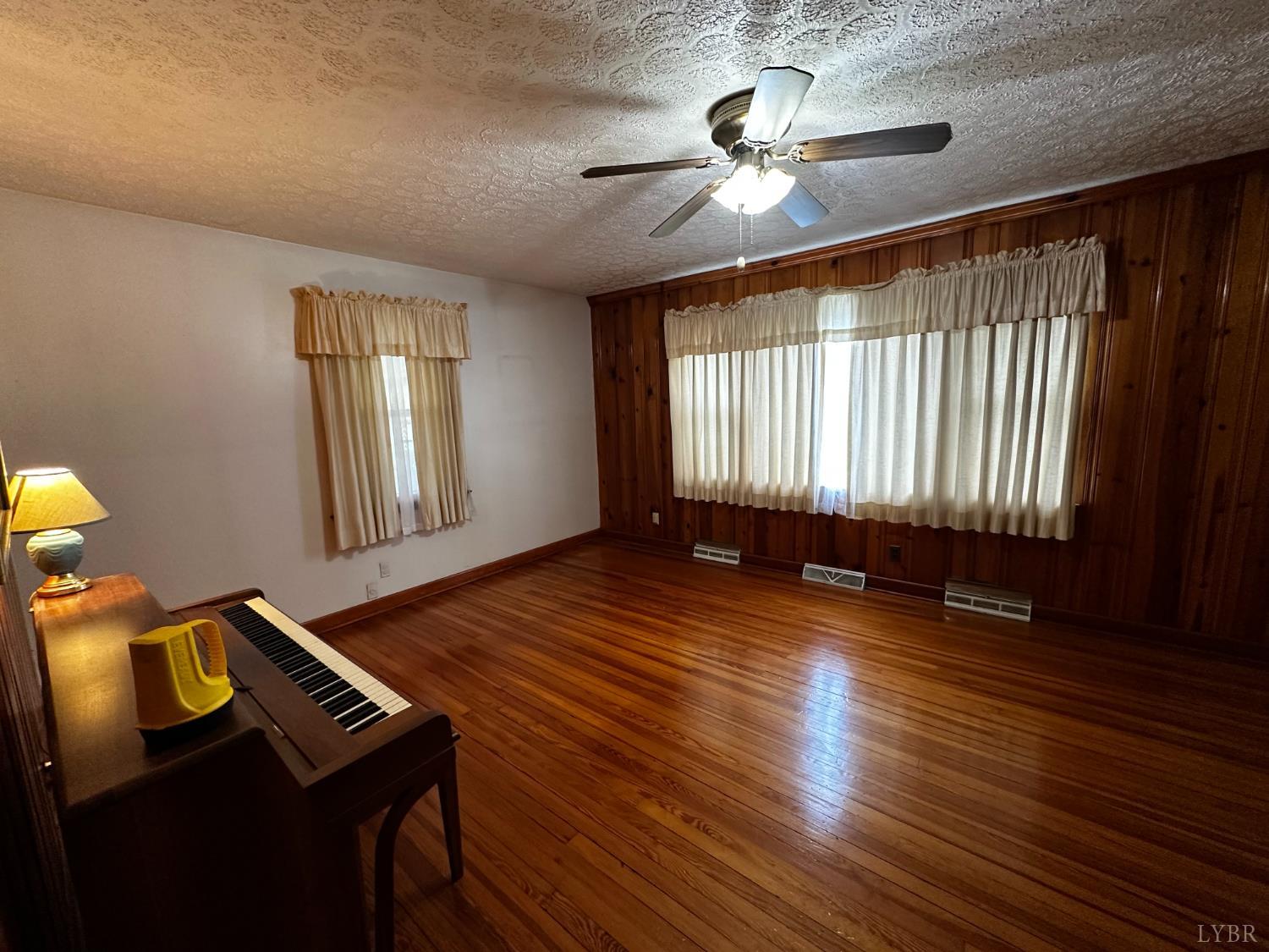 269 Thomas Road Madison Heights, VA 24572 - Photo 8 of 34 Gallery Image 8