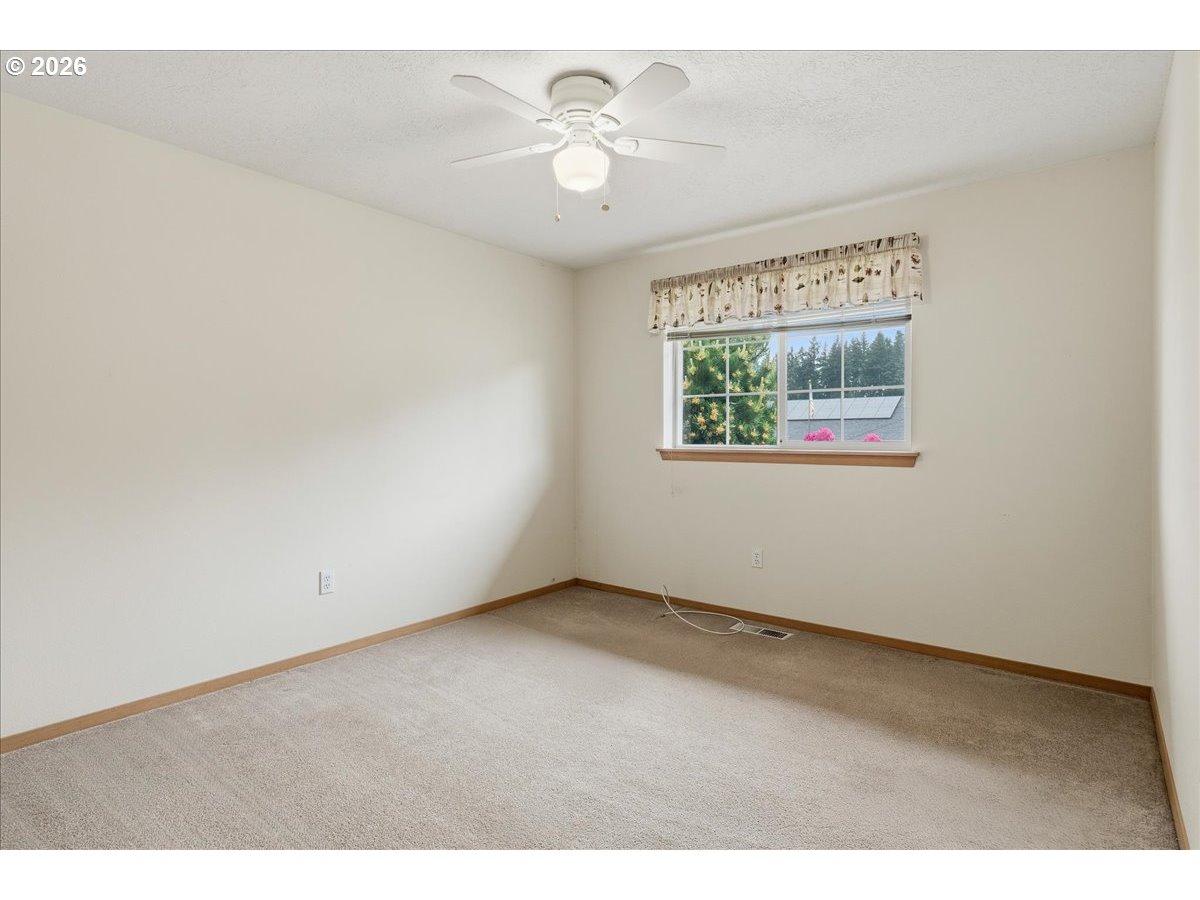 610 Southwest 7th Street Sublimity, OR 97385 - Photo 31 of 40