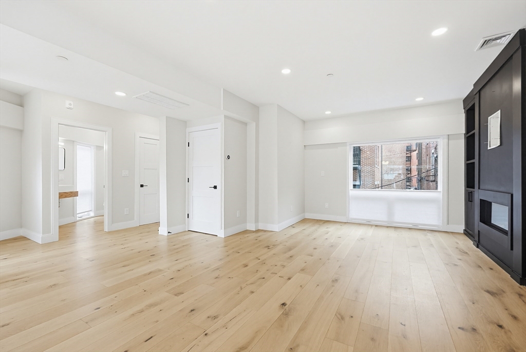43 Stillman Street, Unit 1 Boston, MA 02113 - Photo 7 of 41