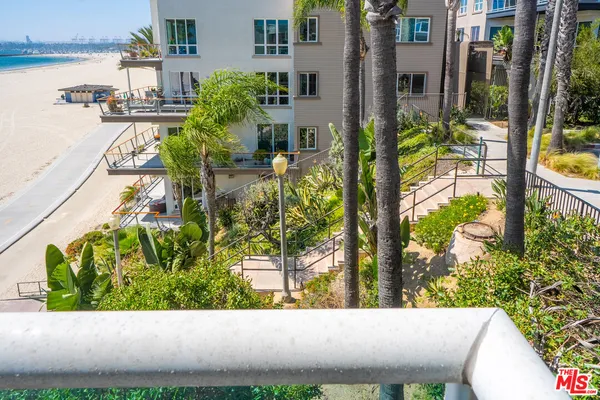 $1,700,000 | 1500 East Ocean Boulevard, Unit 401, Long Beach, CA 90802