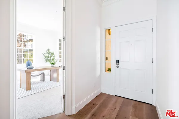 $1,700,000 | 1500 East Ocean Boulevard, Unit 401, Long Beach, CA 90802