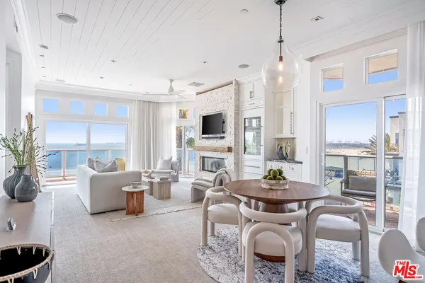 $1,700,000 | 1500 East Ocean Boulevard, Unit 401, Long Beach, CA 90802