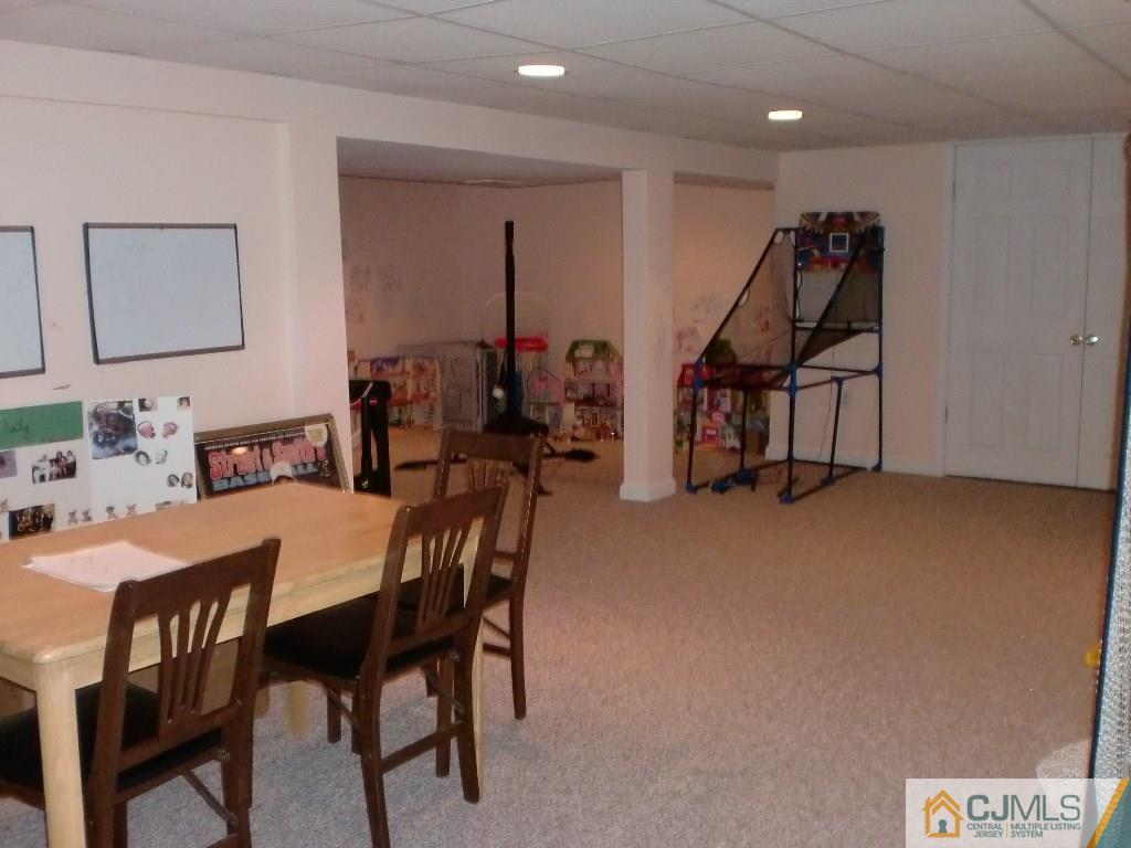 38 Dexter Road East Brunswick, NJ 08816 - Photo 15 of 24 Gallery Image 15