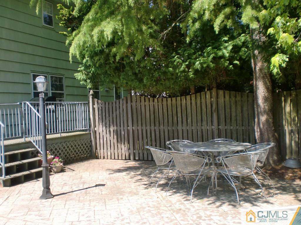 38 Dexter Road East Brunswick, NJ 08816 - Photo 21 of 24 Gallery Image 21