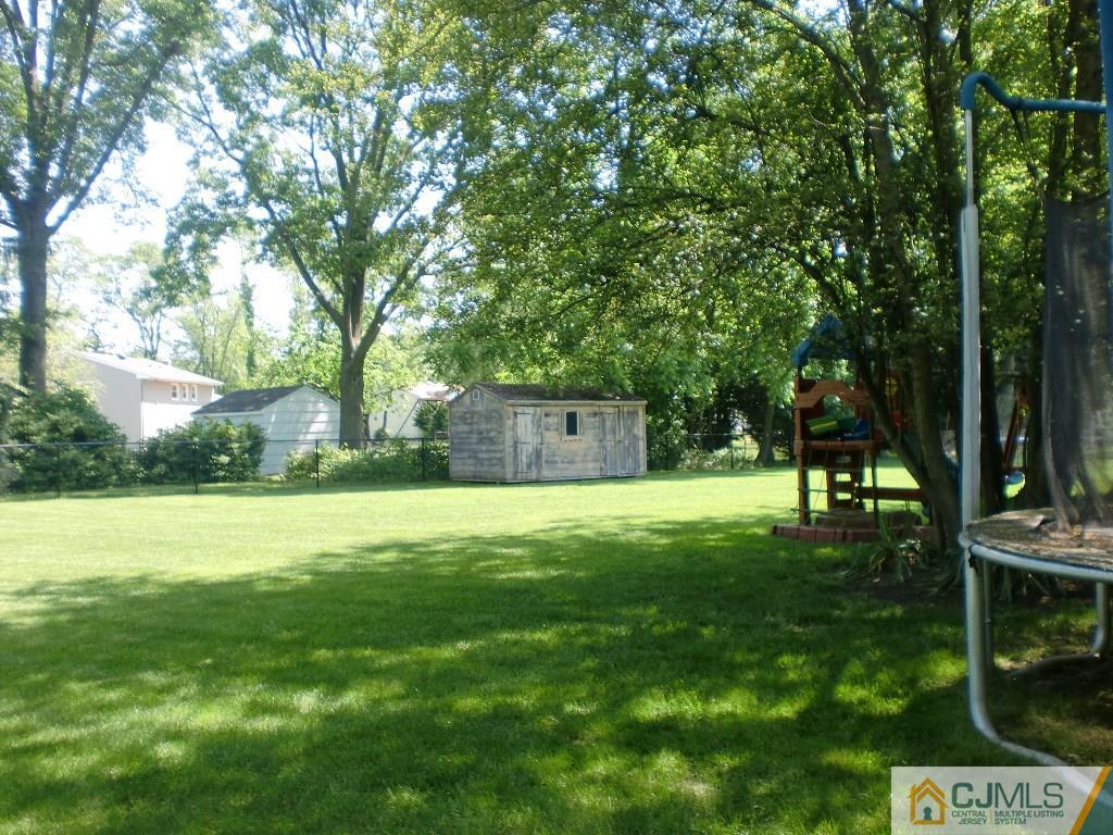 38 Dexter Road East Brunswick, NJ 08816 - Photo 24 of 24 Gallery Image 24