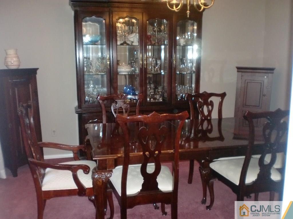 38 Dexter Road East Brunswick, NJ 08816 - Photo 6 of 24 Gallery Image 6