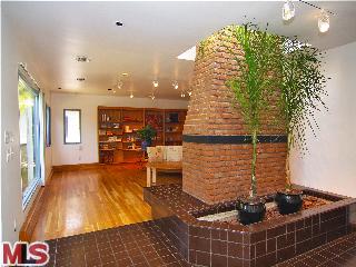 21342 Entrada Road Topanga, CA 90290 - Photo 1 of 1 Gallery Image 1