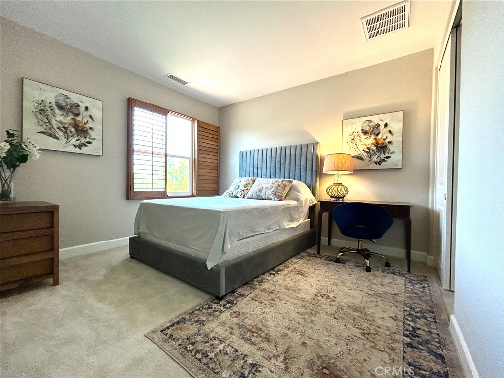 86 Meander Irvine, CA 92620 - Photo 20 of 33