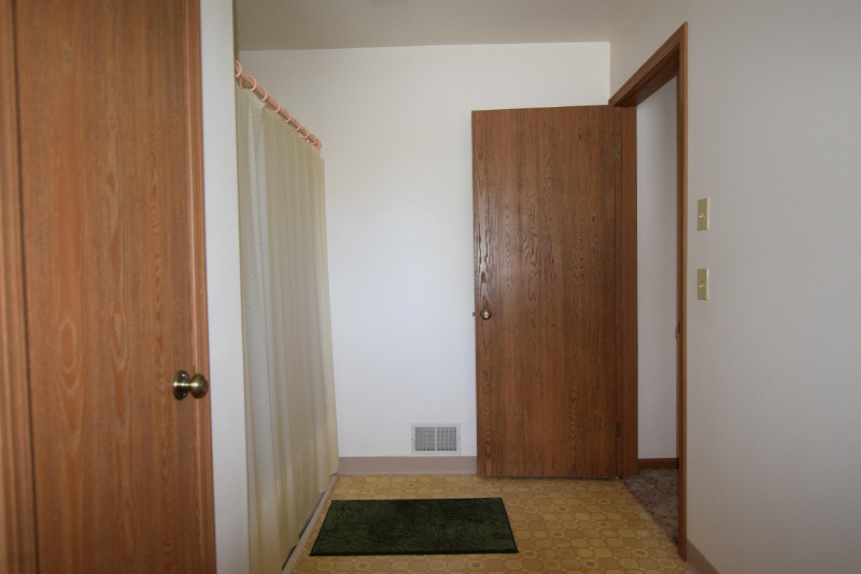 1140 Becker Road Muskegon, MI 49445 - Photo 37 of 65 DSC_0239