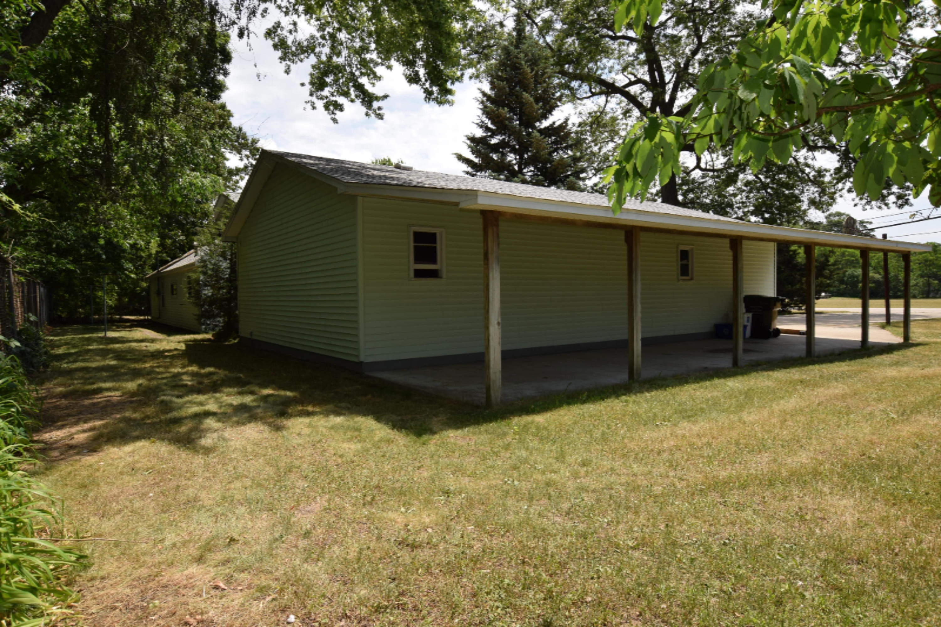 1140 Becker Road Muskegon, MI 49445 - Photo 51 of 65 DSC_0292