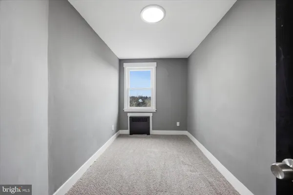 $250,000 | 6866 Clover Lane, Upper Darby, PA 19082